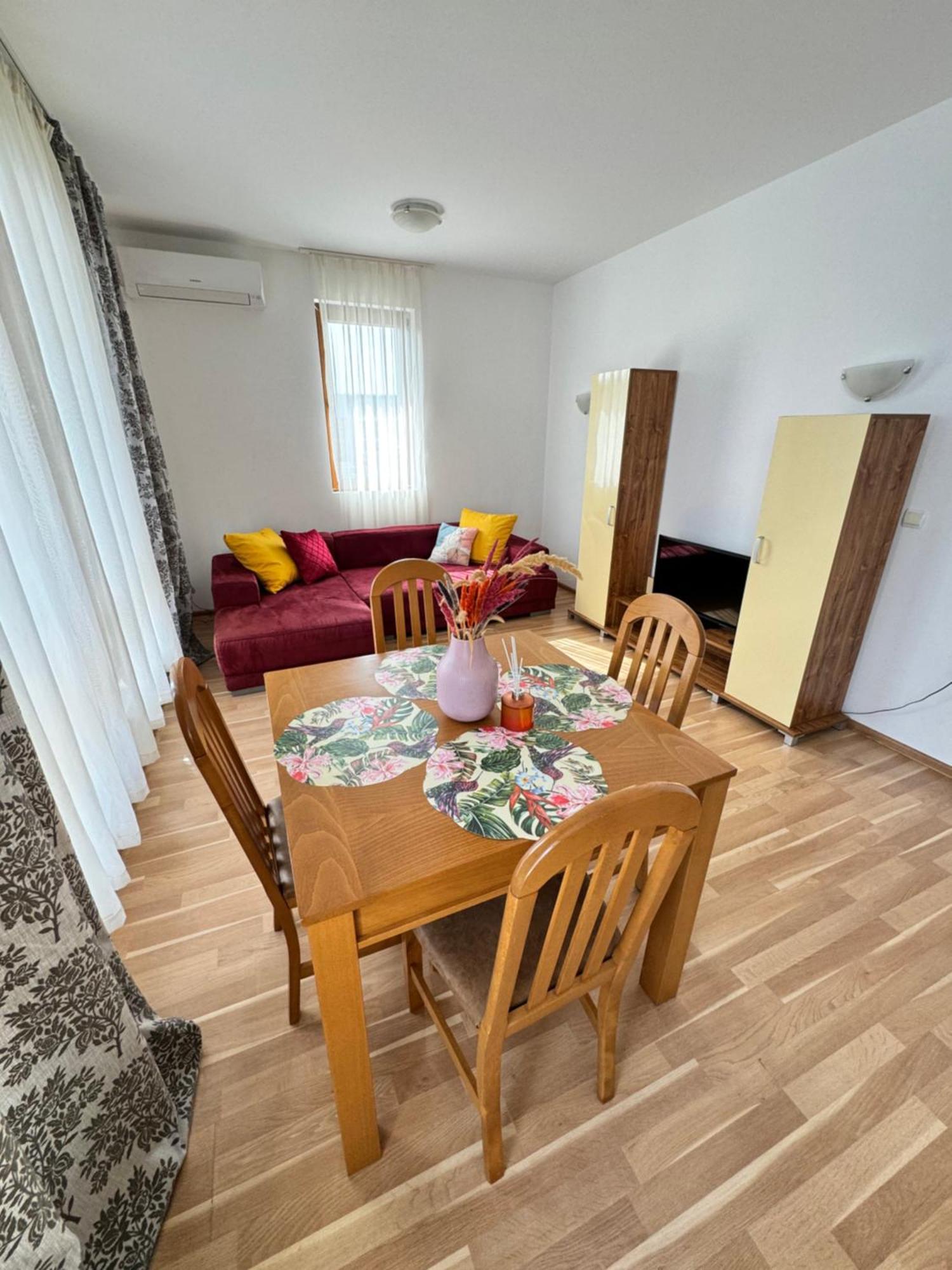 Dkapartments Diamond Bay Slăntjev Brjag Exteriör bild